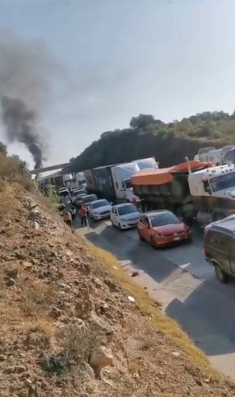 Accidente Arco Norte Provoca Cierre De Vialidad