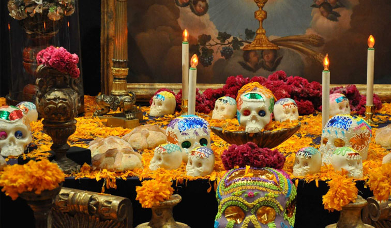 D A De Muertos Coyoac N Ofrenda Monumental Mujeres Destacadas