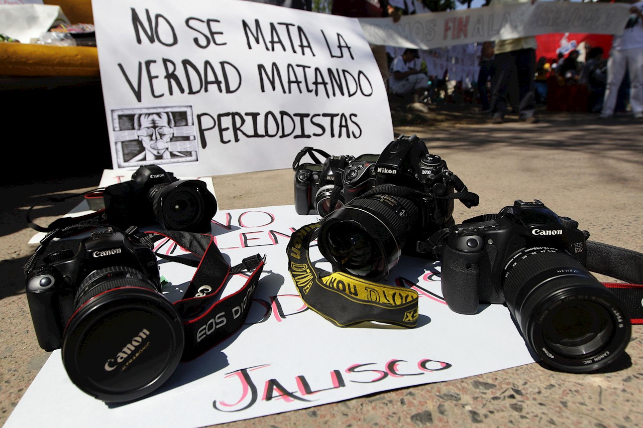 Asesinan a fotoperiodista en México tras tomar fotos de cuerpos en una carretera
