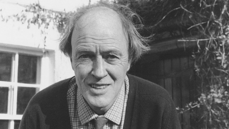 La familia de Roald Dahl se disculpa por el antisemitismo del escritor