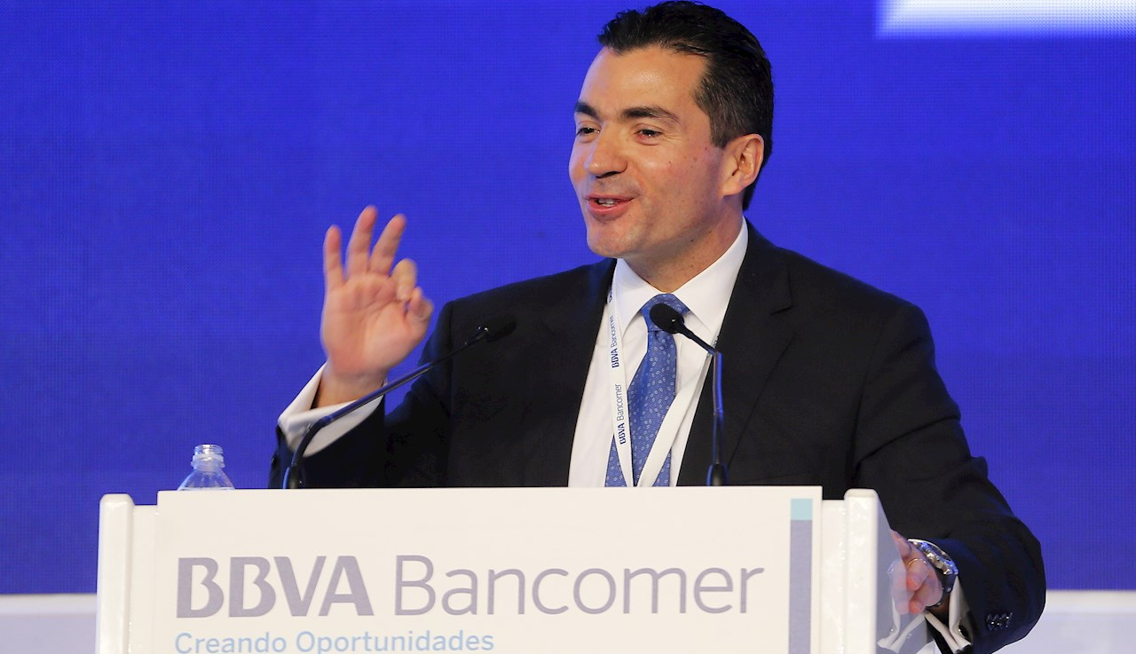 BBVA defiende autonomía de reguladores, a  pesar de multa de Cofece