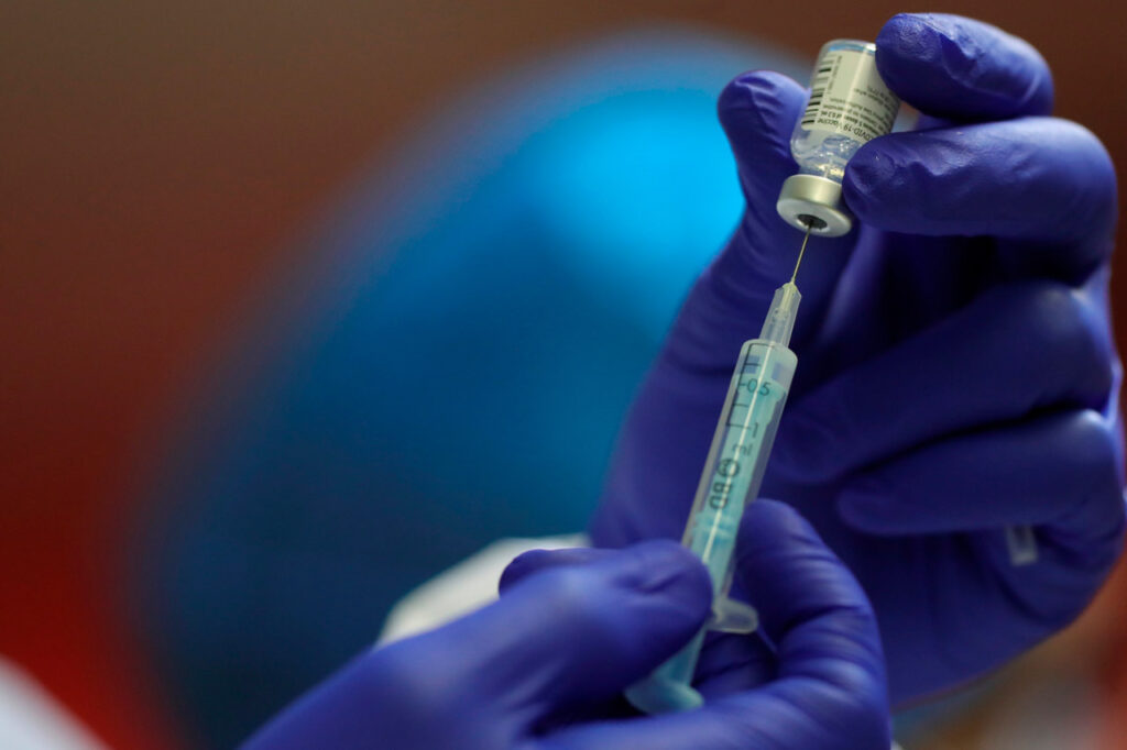 ¿Las vacunas de Novavax y Johnson & Johnson funcionarán contra las variantes?