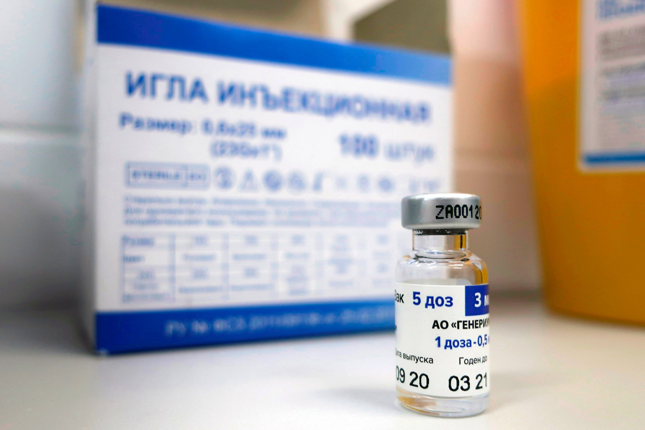 Cofepris autoriza vacuna rusa Sputnik V para uso de emergencia contra Covid