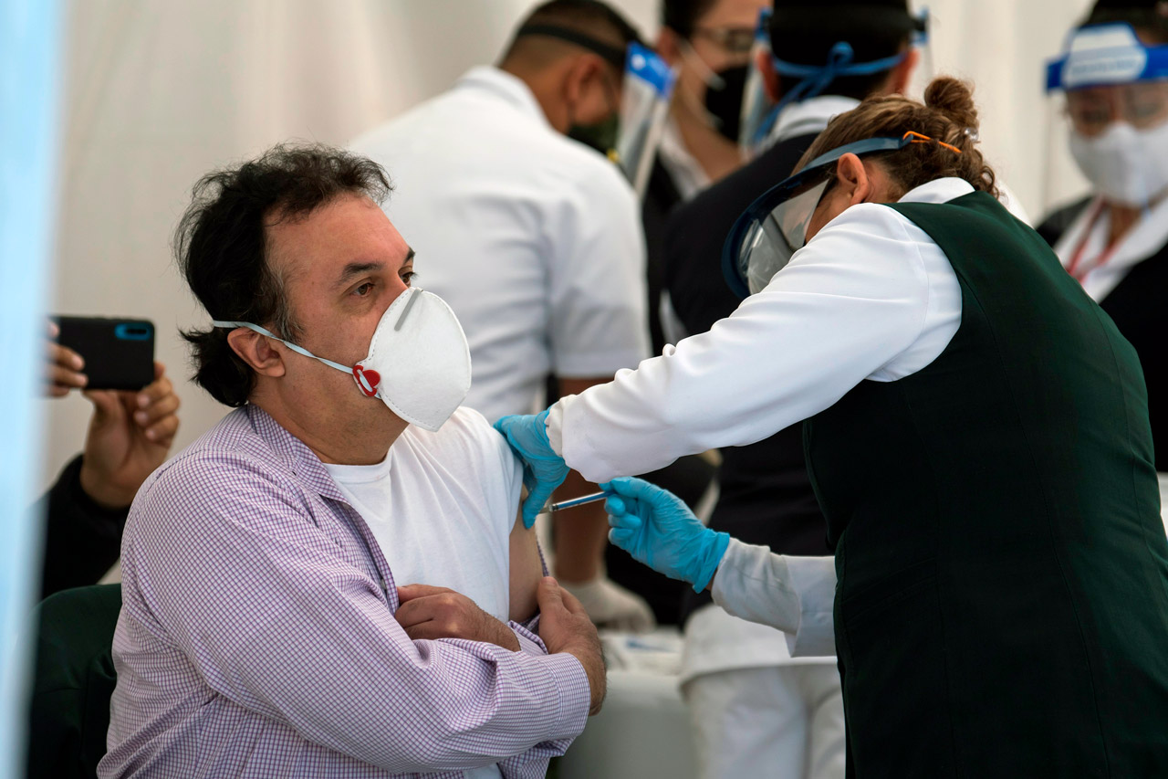 México despliega ambicioso ejercicio de diplomacia en vacunación masiva