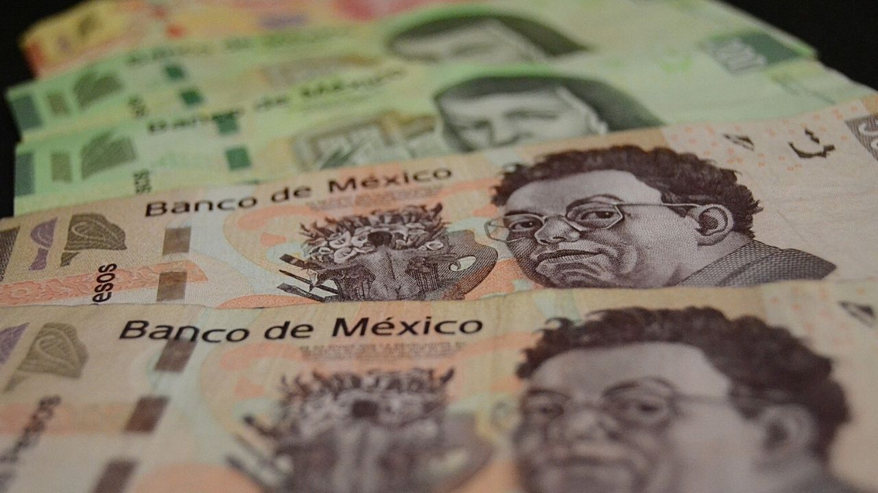 Analistas mejoran su pronóstico de crecimiento del PIB mexicano para 2021