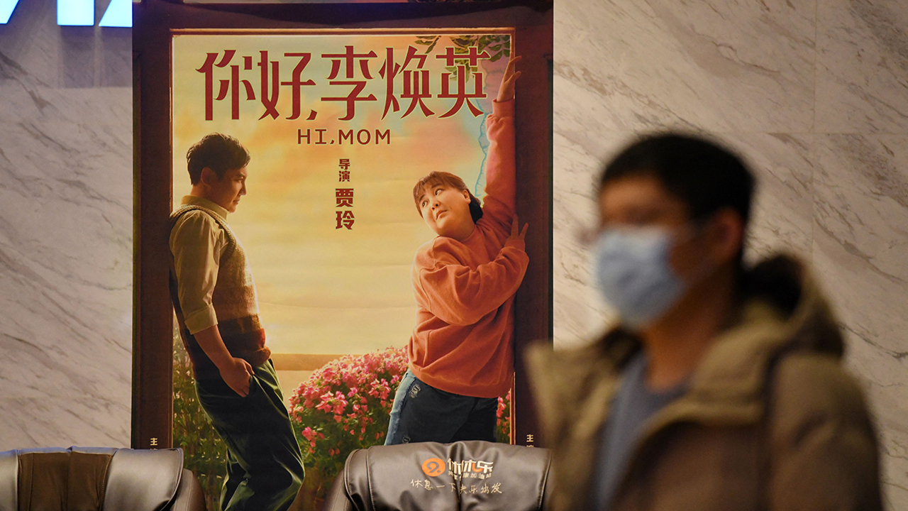 Lágrimas en los cines chinos por una película sobre el amor materno