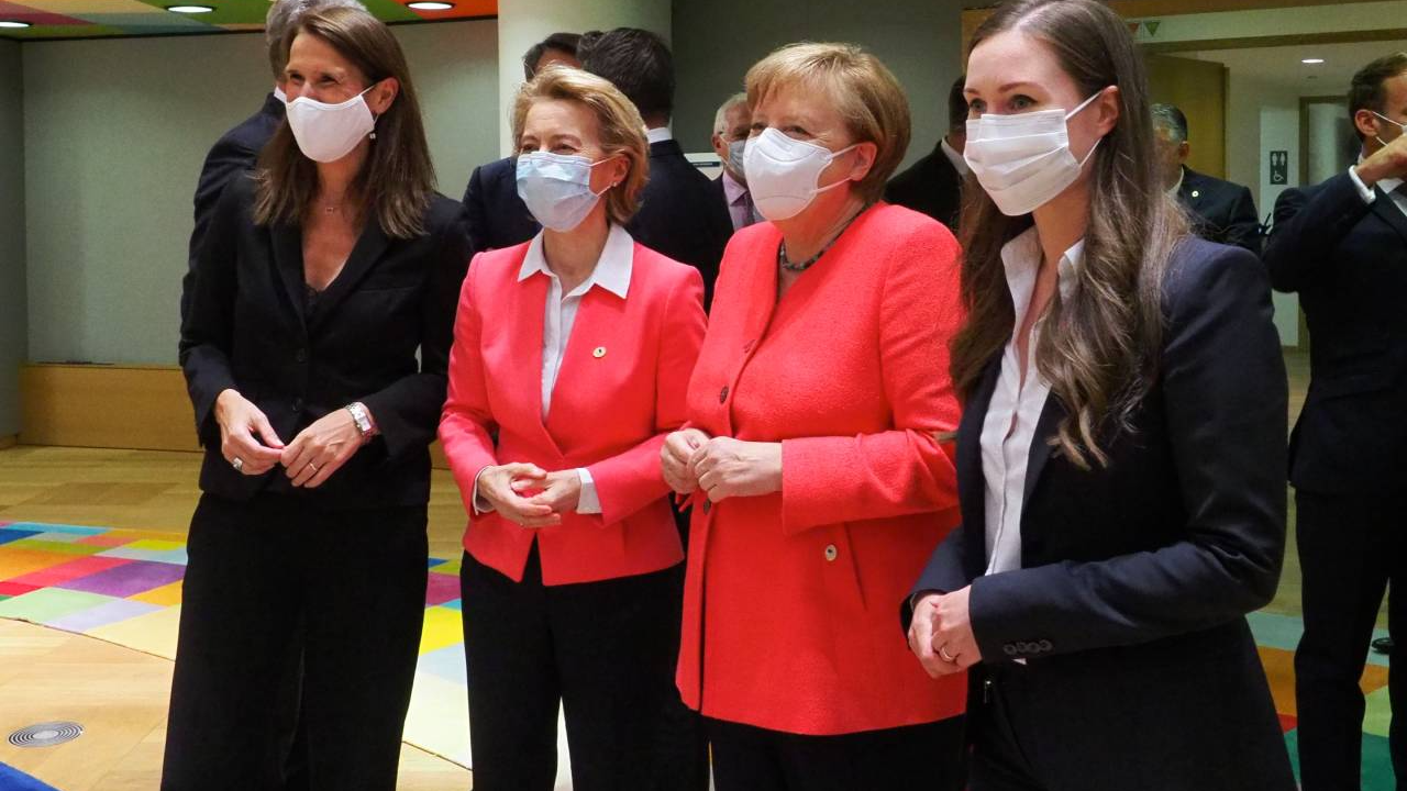 2020: las dirigentes europeas gestionaron mejor la pandemia que sus colegas varones