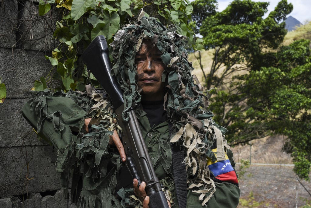 Estilista, francotiradora y ‘dispuesta a dar la vida’ por Venezuela