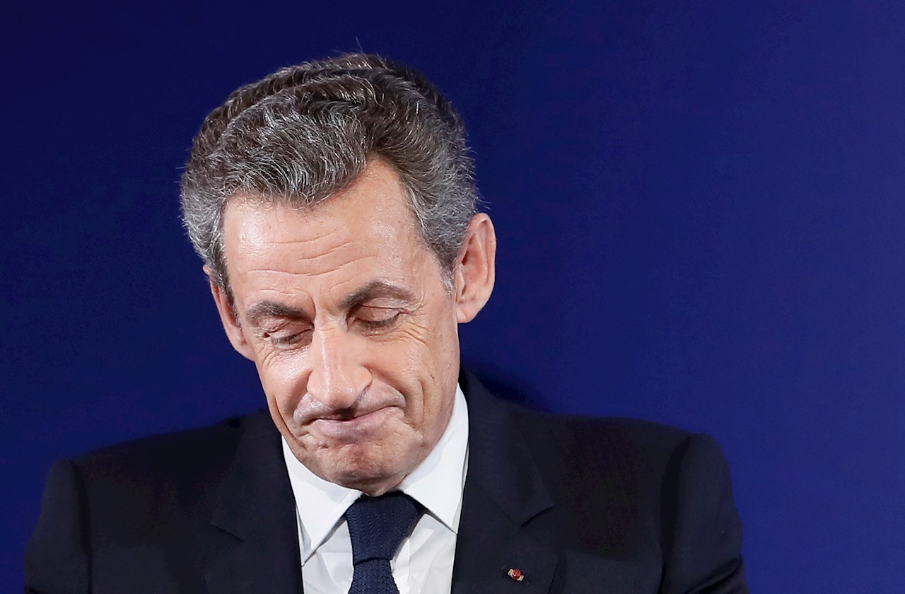 El expresidente francés Nicolas Sarkozy es condenado a tres años por corrupción