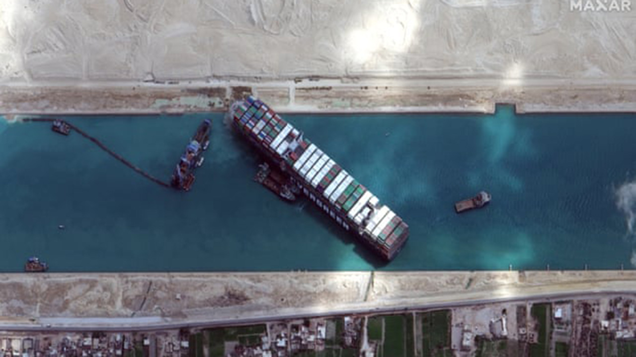 El atascamiento del Ever Given en el canal de Suez fue previsto por muchas personas