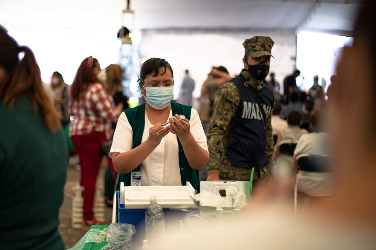 Pfizer detectó vacunas Covid falsas en México y otros países: WSJ