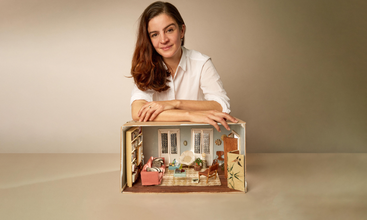Carmen Mazarrasa, la miniaturista que construye casitas de encanto