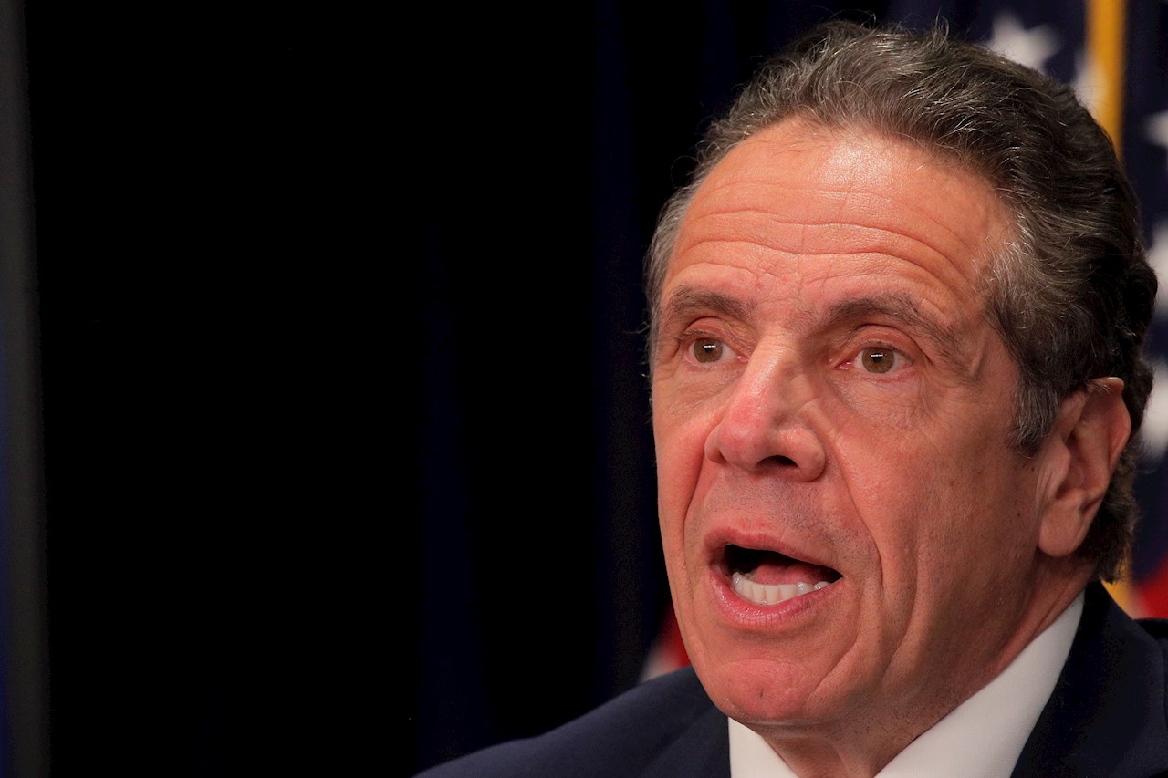 El gobernador de Nueva York negoció 4 millones de dólares por su libro sobre liderazgo en pandemia