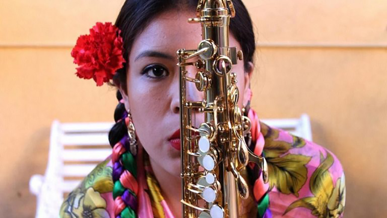 Murió en prisión uno de los implicados en el ataque con ácido a la saxofonista María Elena Ríos