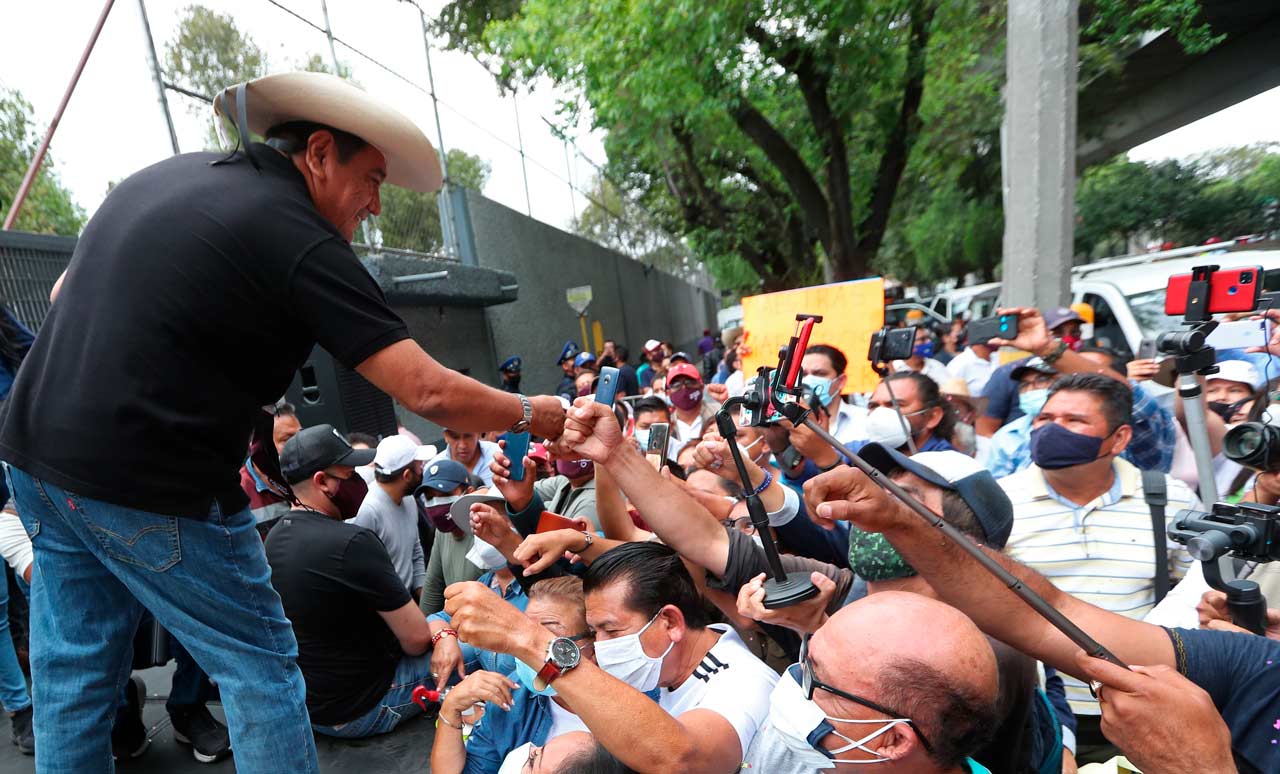 INE reventaría la democracia si no devuelve candidaturas en Guerrero y Michoacán: Delgado