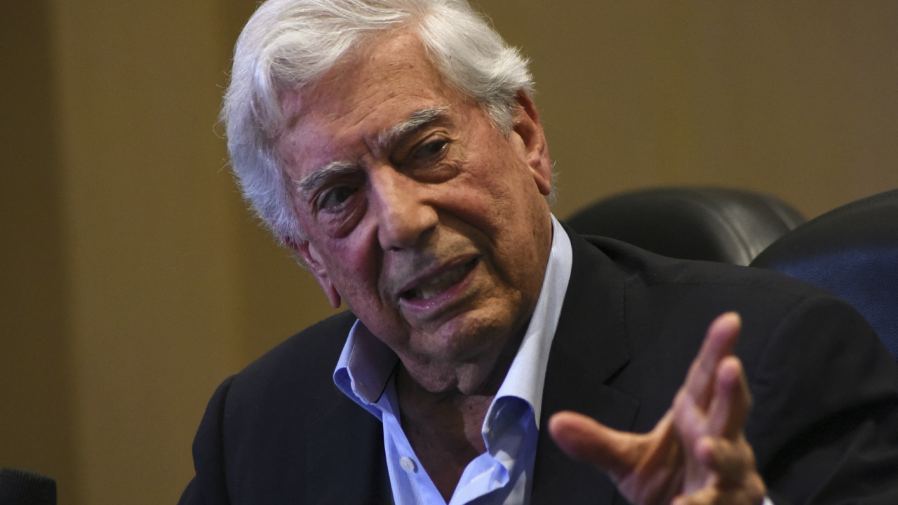Mario Vargas Llosa dará un curso online