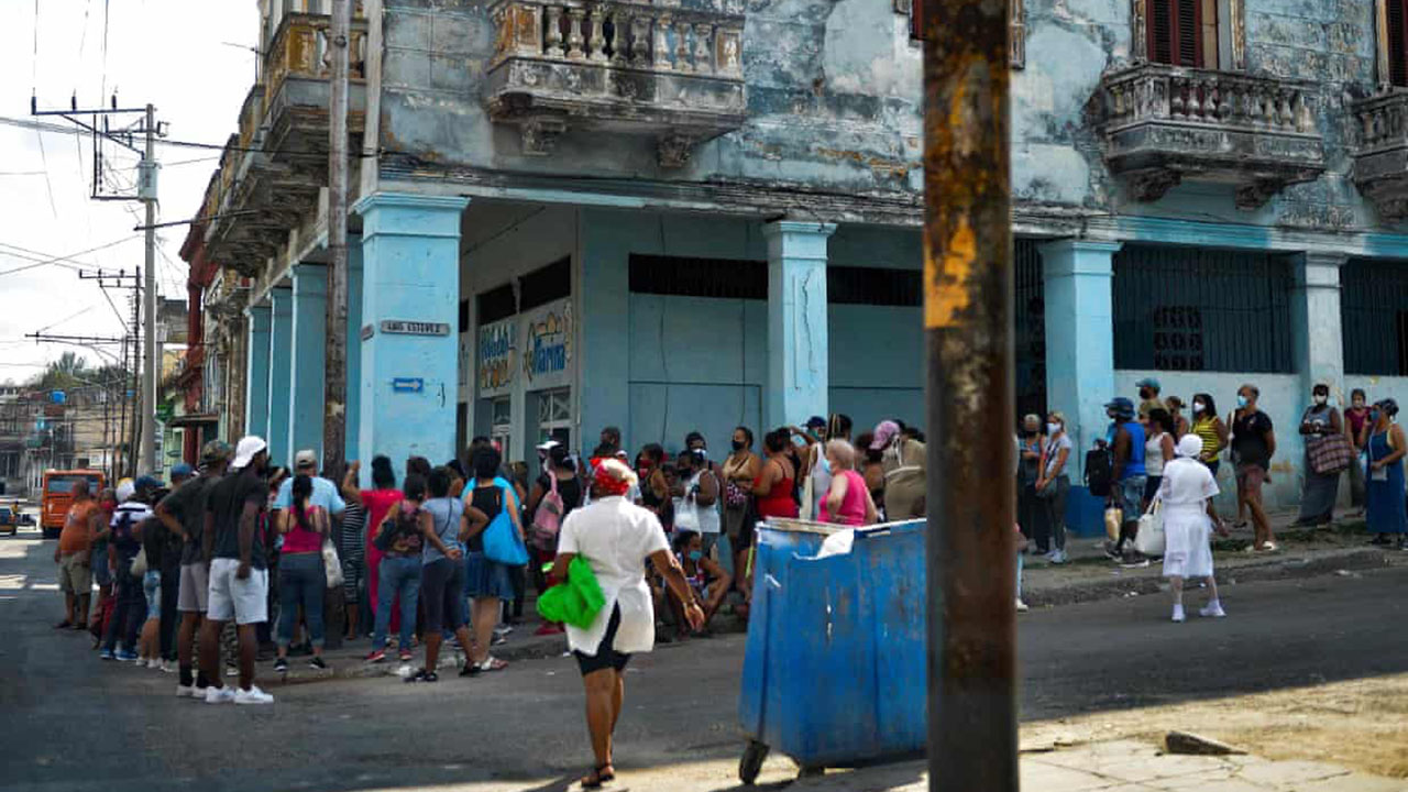 Cuba quiere ser el país más pequeño en desarrollar su propia vacuna Covid