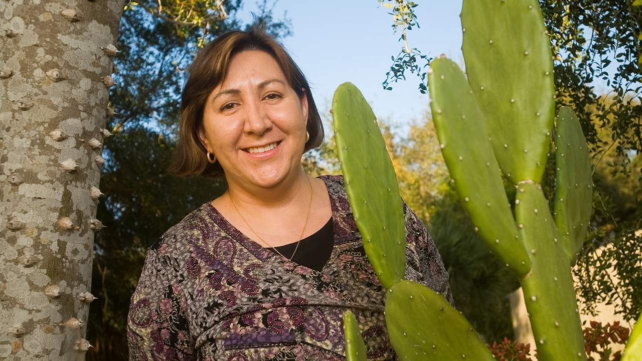 Los latinos nos imponernos barreras: Norma Alcantar, la mexicana con 12 patentes en EU