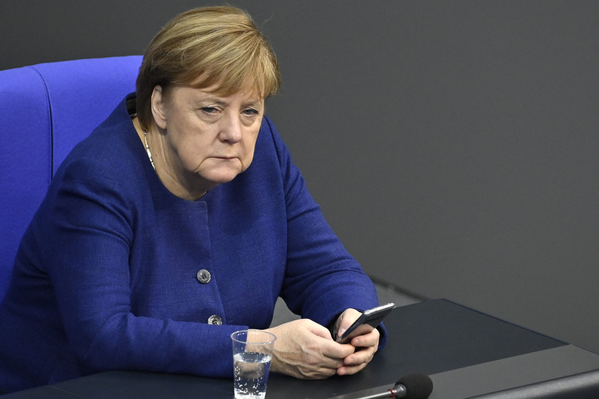 EU espió a Angela Merkel y a otros políticos europeos, revelan medios