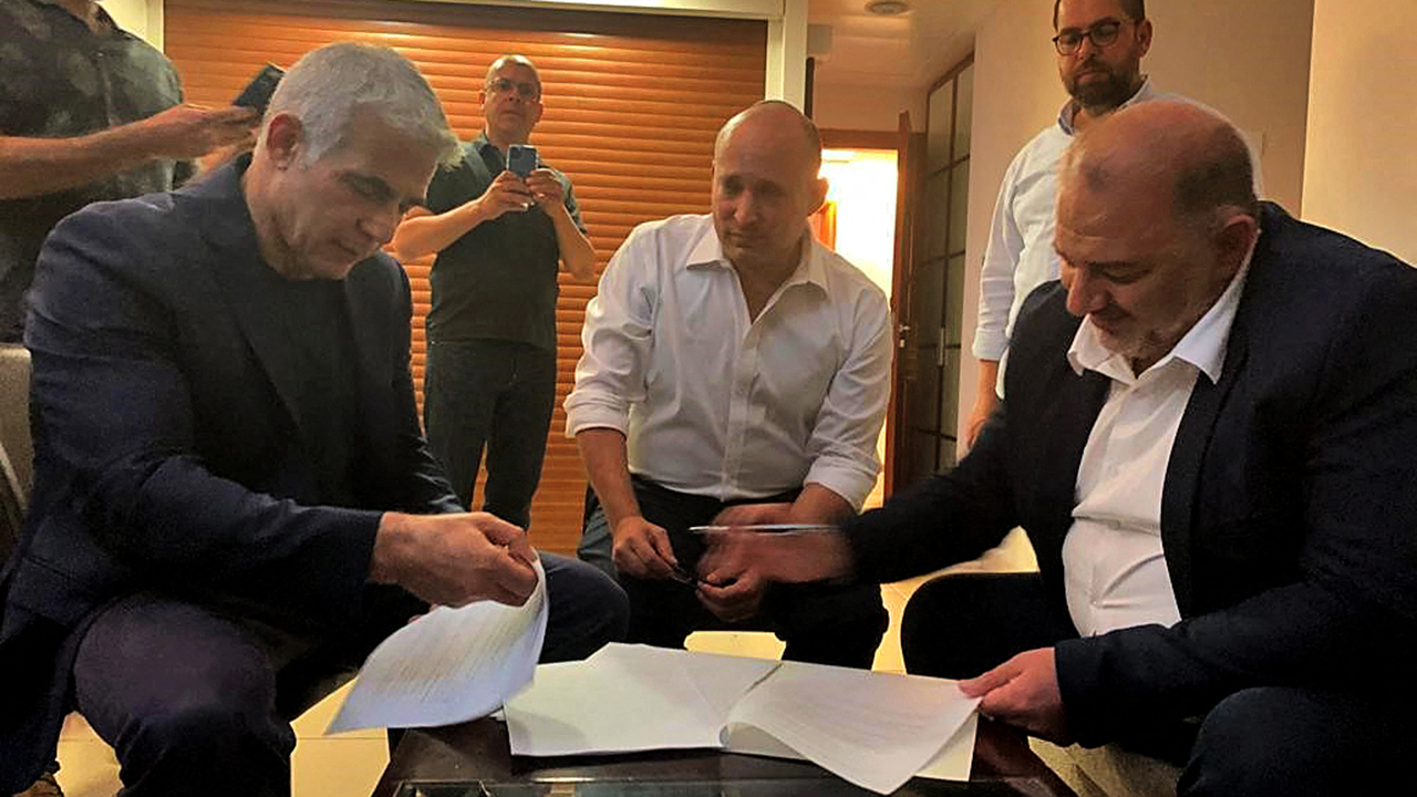 La oposición en Israel logra coalición para poner fin al gobierno de Netanyahu
