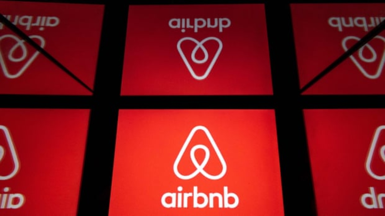 Mujer presuntamente violada en un Airbnb de Nueva York recibió un pago secreto de 7 mdd