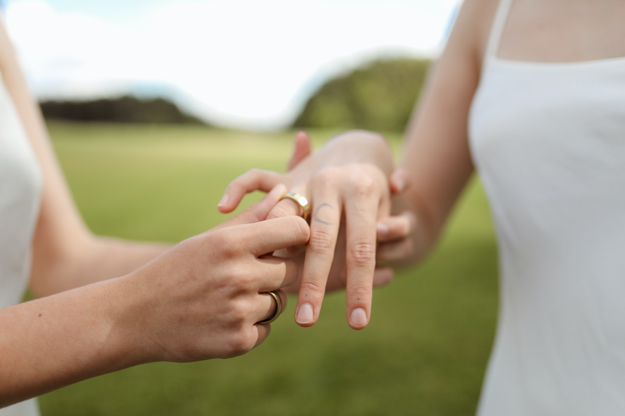 Los matrimonios caen con la pandemia… pero los divorcios bajan aún más