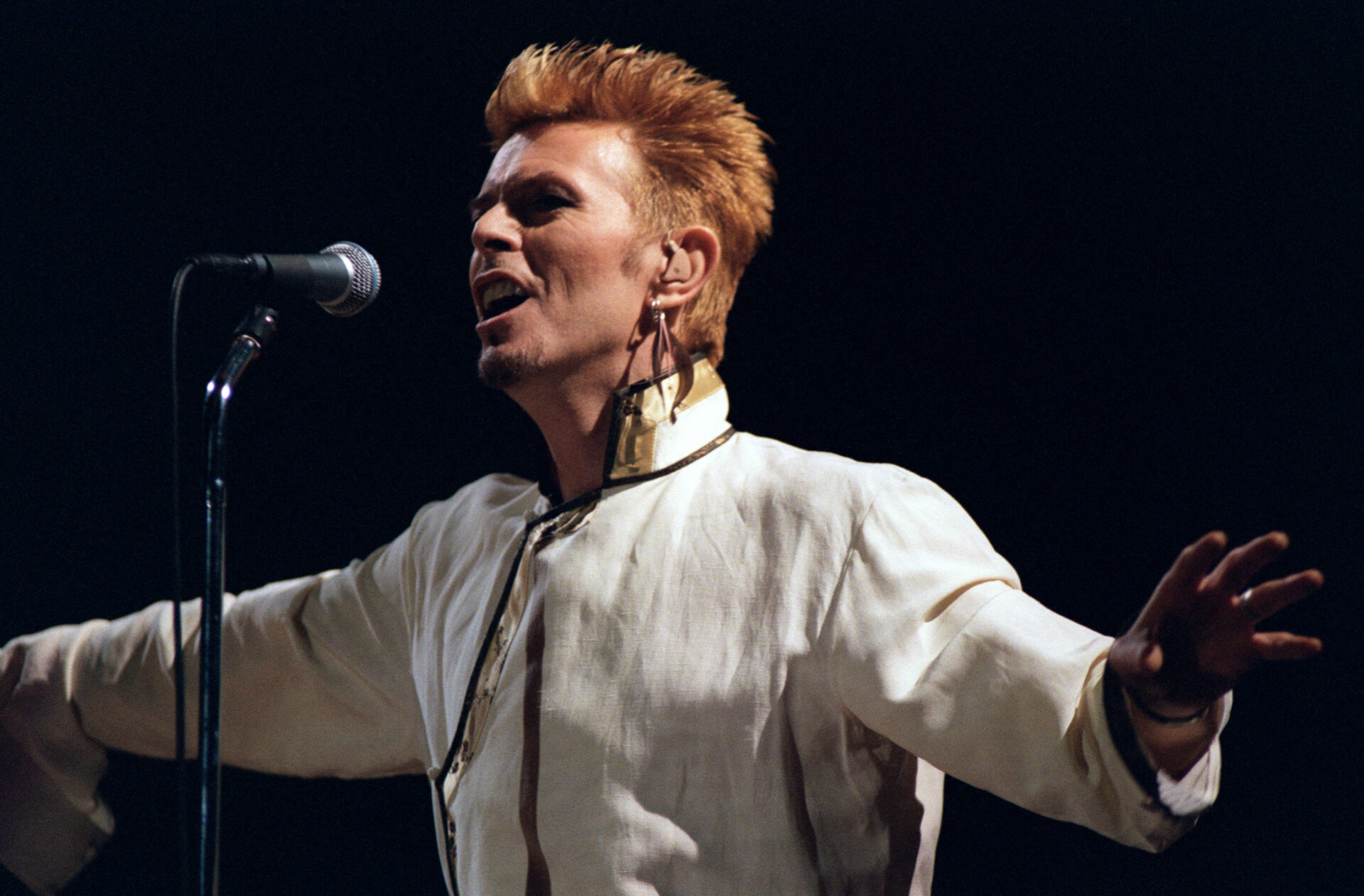 Compran cuadro de David Bowie por cuatro dólares… vale más de 18 mil