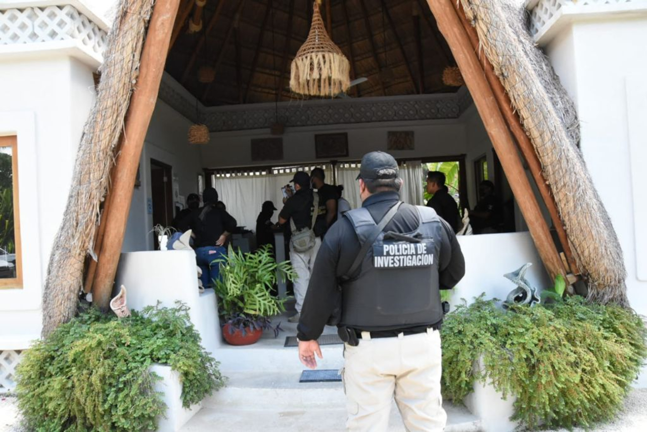 La Fiscalía de QRoo catea hotel vinculado a denuncias contra Ricardo Ponce