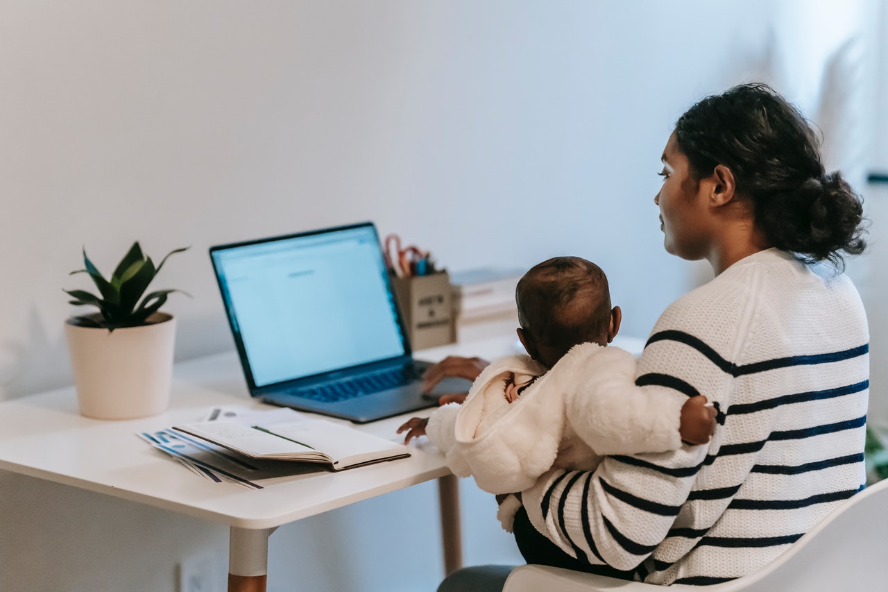 Consejos para trabajar en casa o en la oficina sin descuidar a tus hijos