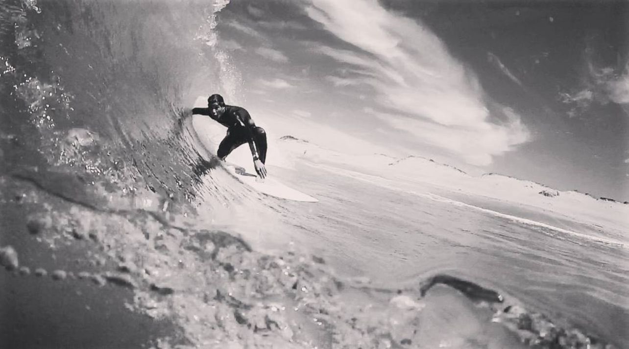 El surfista español Óscar Serra muere al montar una ola Zicatela, Oaxaca