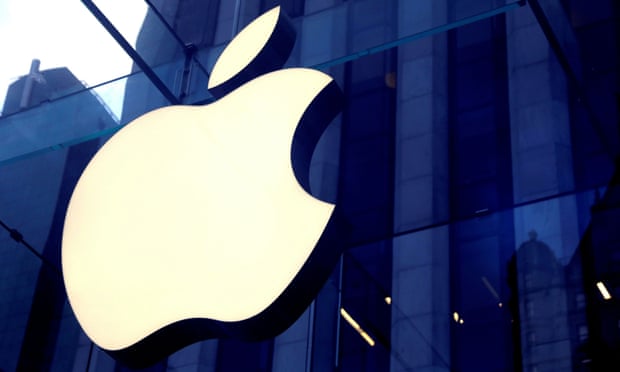 Apple le hace un guiño obligado al derecho a reparar