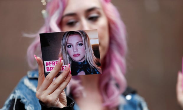 El padre de Britney Spears declara que “no hay motivo alguno” para que sea destituido de la tutela