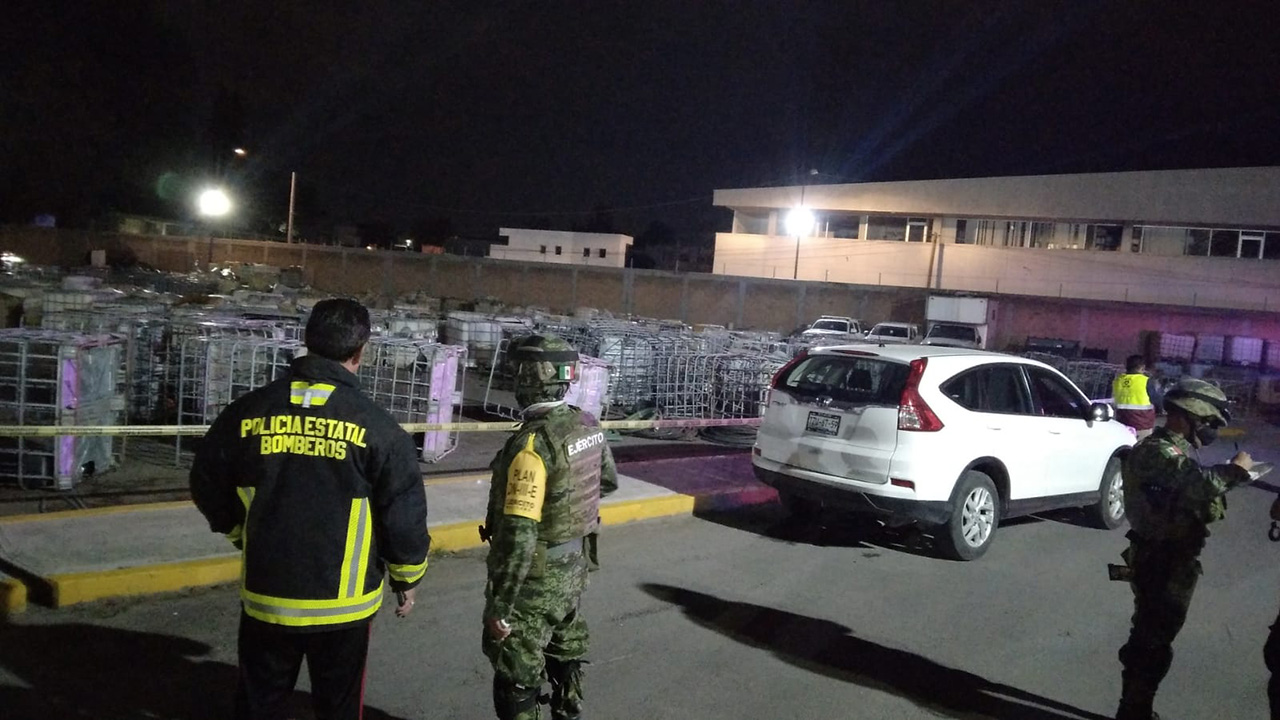 Un contenedor de combustible explota en la FGR de Puebla; hay dos muertos y tres lesionados