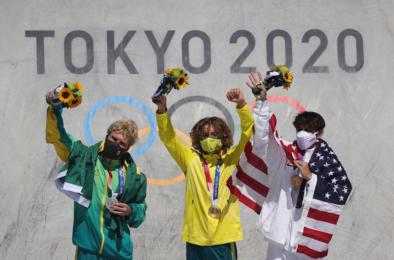 Tokio 2020. Los medallistas de skate park dan lección de amistad y respeto