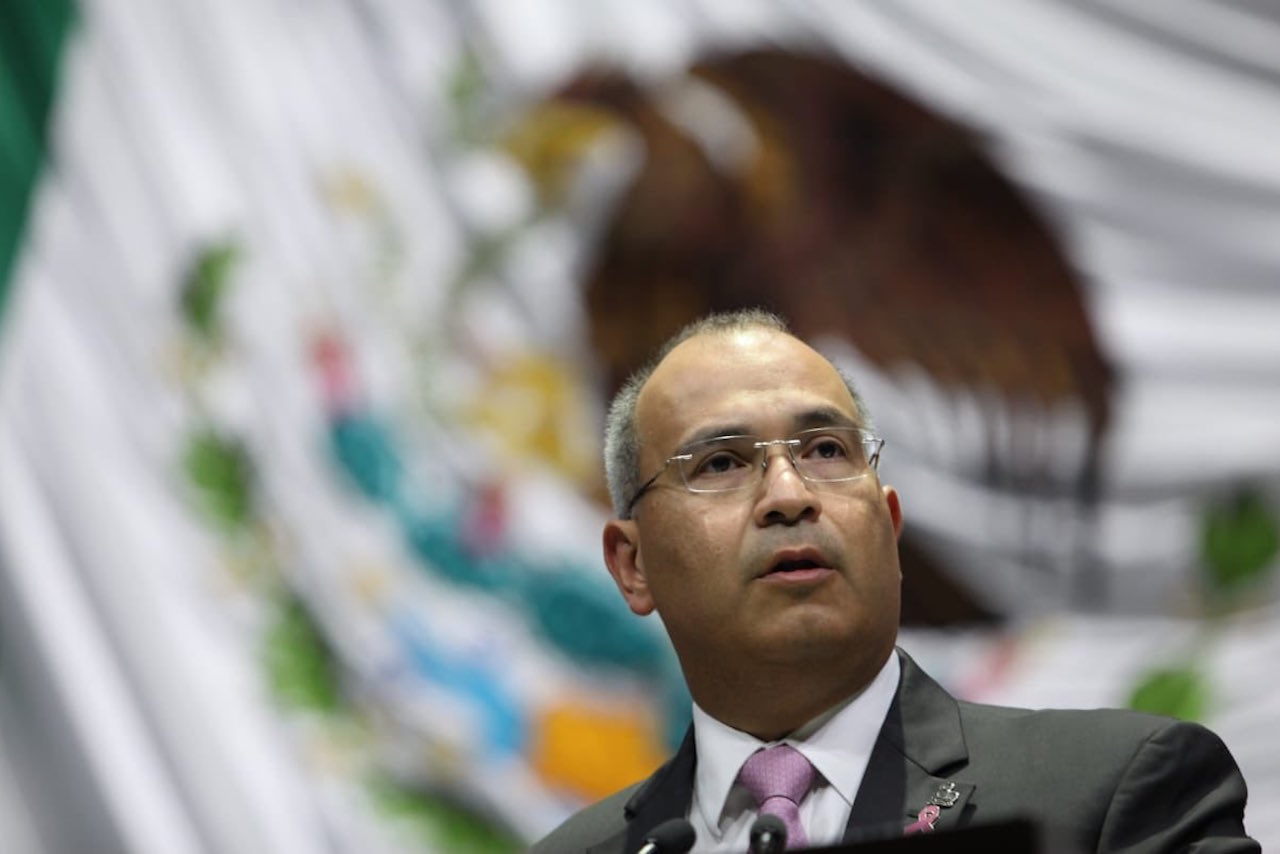 La Interpol cancela ficha roja contra Carlos Treviño, exdirector de Pemex