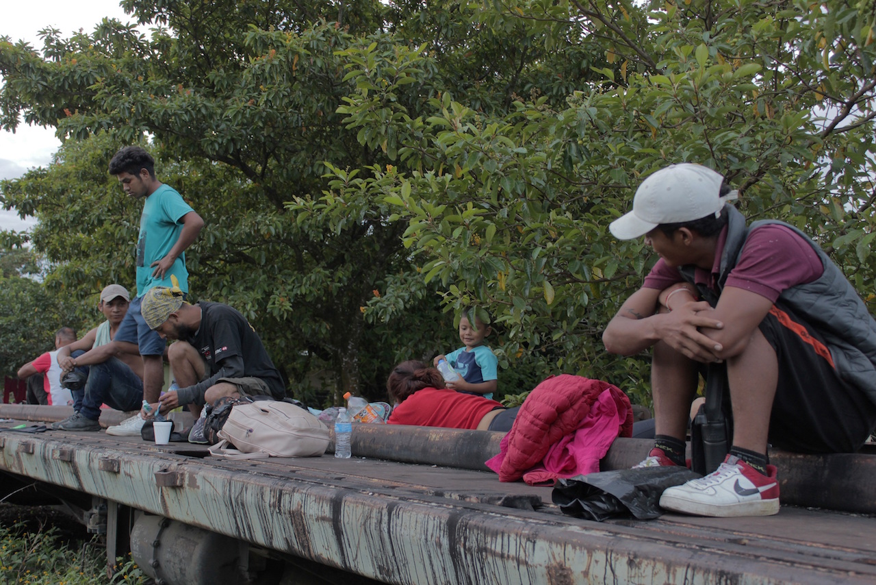 La caravana migrante cumple una semana y Mexico insiste en regularizarlos