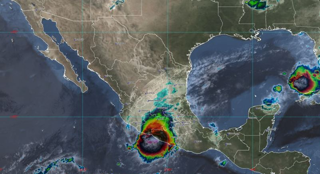 El huracán ‘Rick’ toca tierra en Guerrero: alertan de deslaves e inundaciones