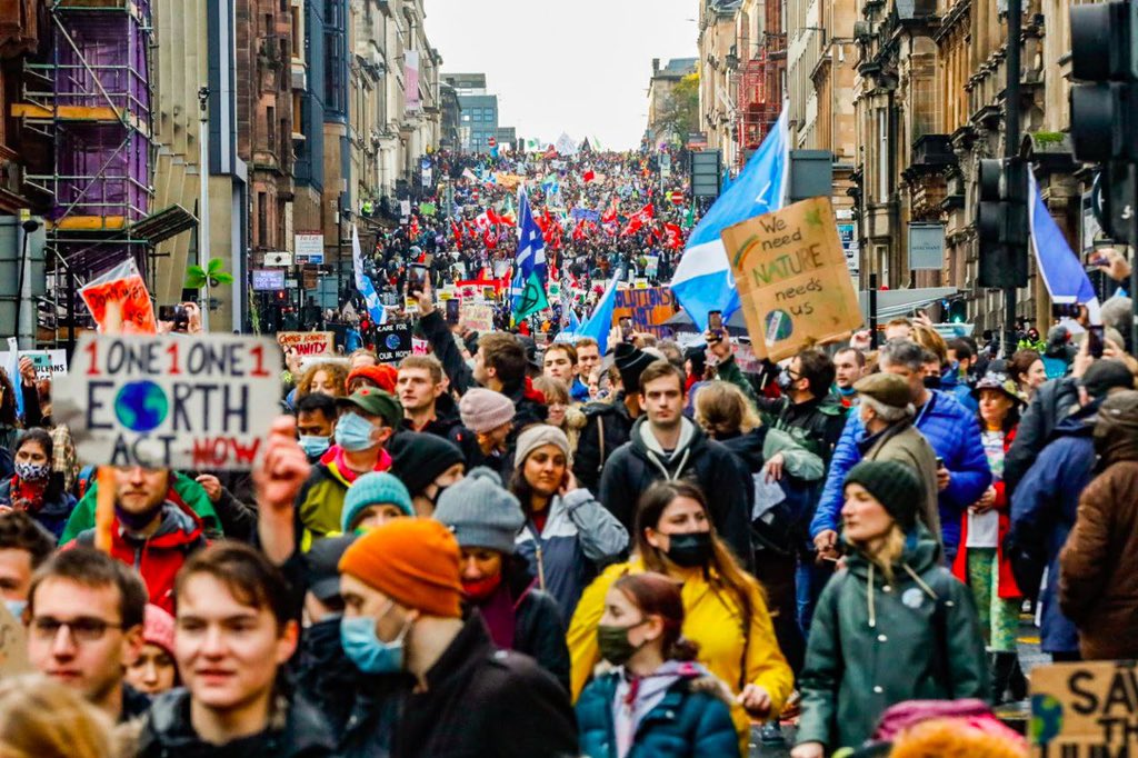¡Justicia climática! Glasgow y el mundo marchan para exigir acciones a los políticos reunidos en la COP26