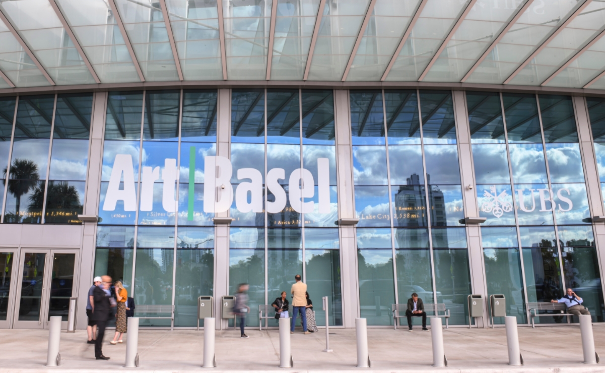 ¿Por qué debes visitar Art Basel Miami Beach 2021?