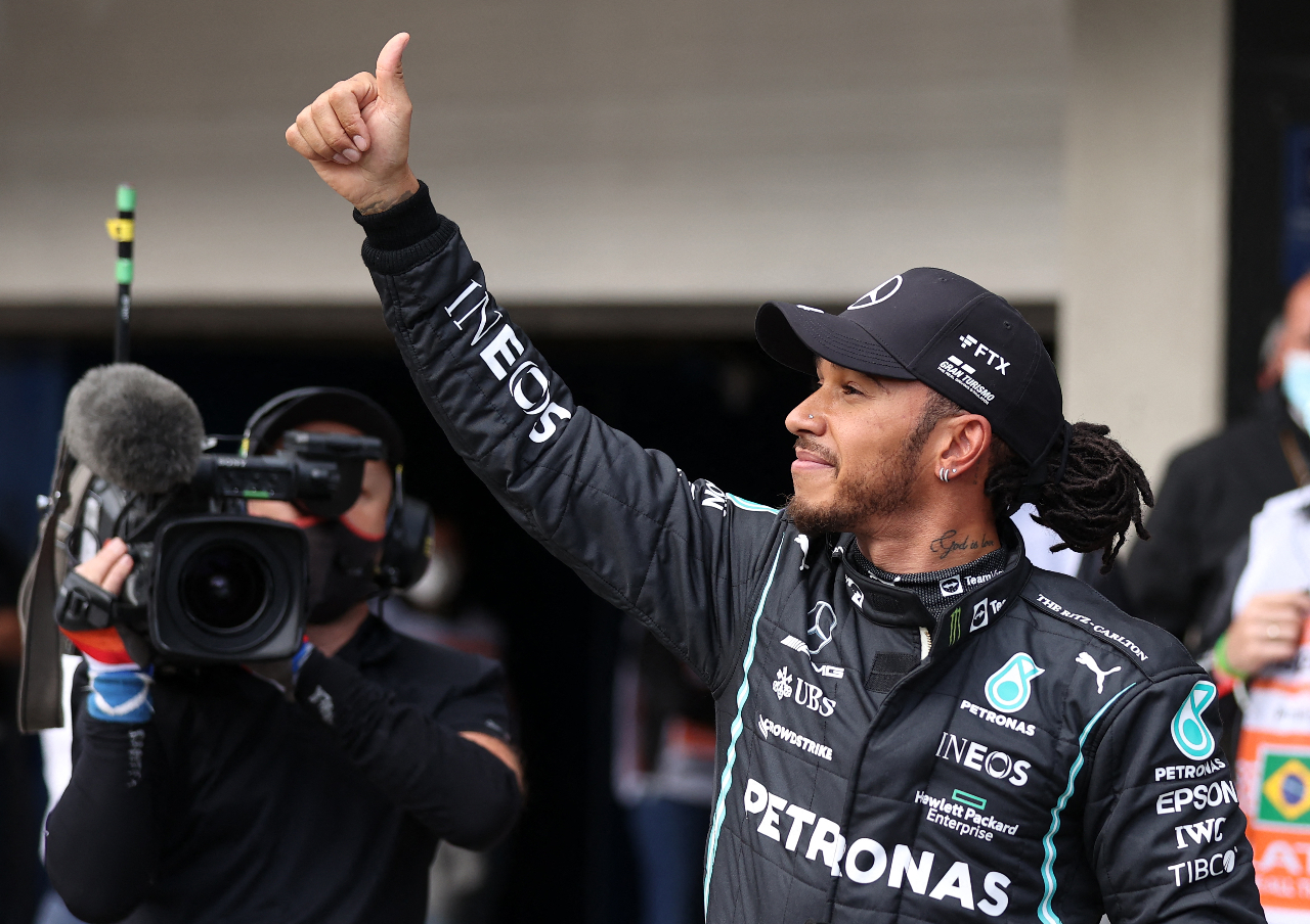 La batalla sigue: Hamilton vuela y gana el Gran Premio de Brasil de la F1