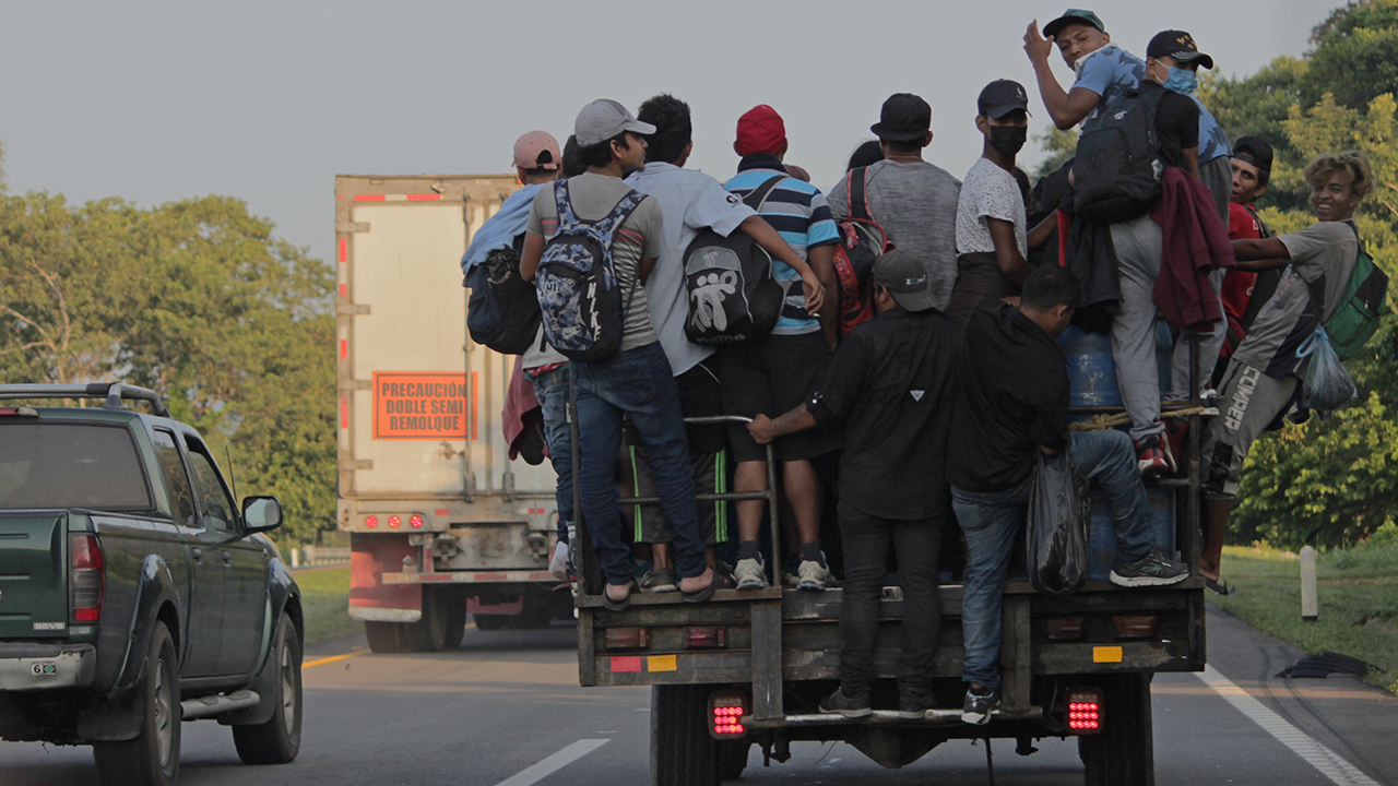 AMLO visita Centroamérica en medio de un récord de deportaciones de migrantes