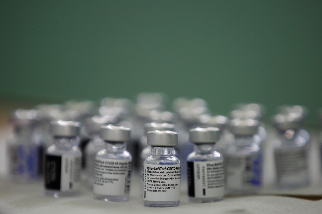 La FDA autoriza dosis de refuerzo para vacunados con  Pfizer y Moderna