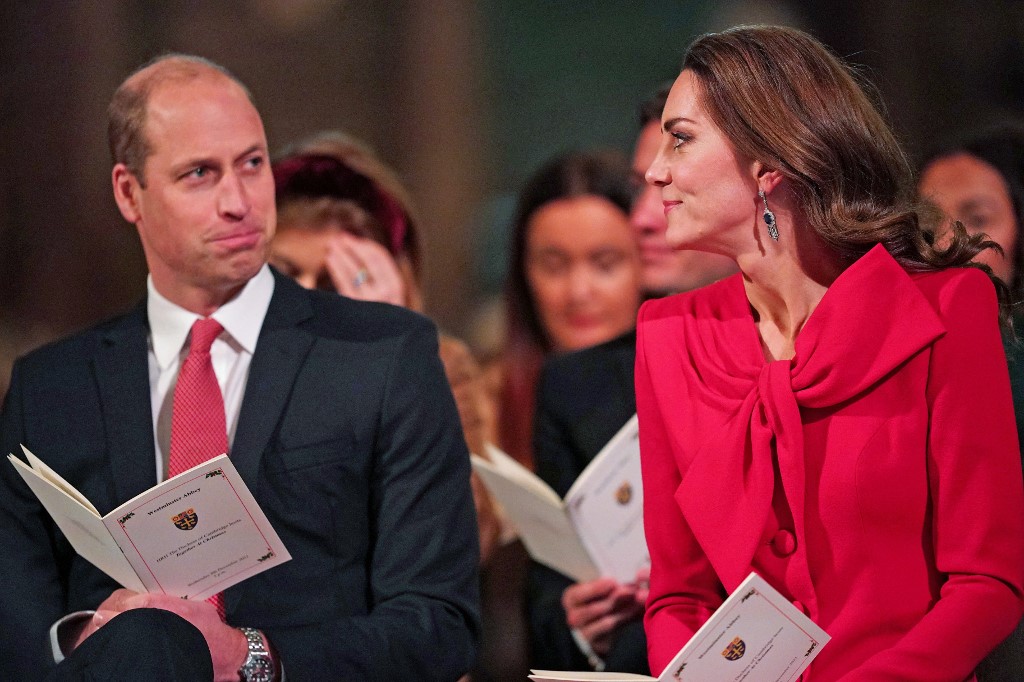 Duques de Cambridge no pasarán la Navidad con la reina Isabel II