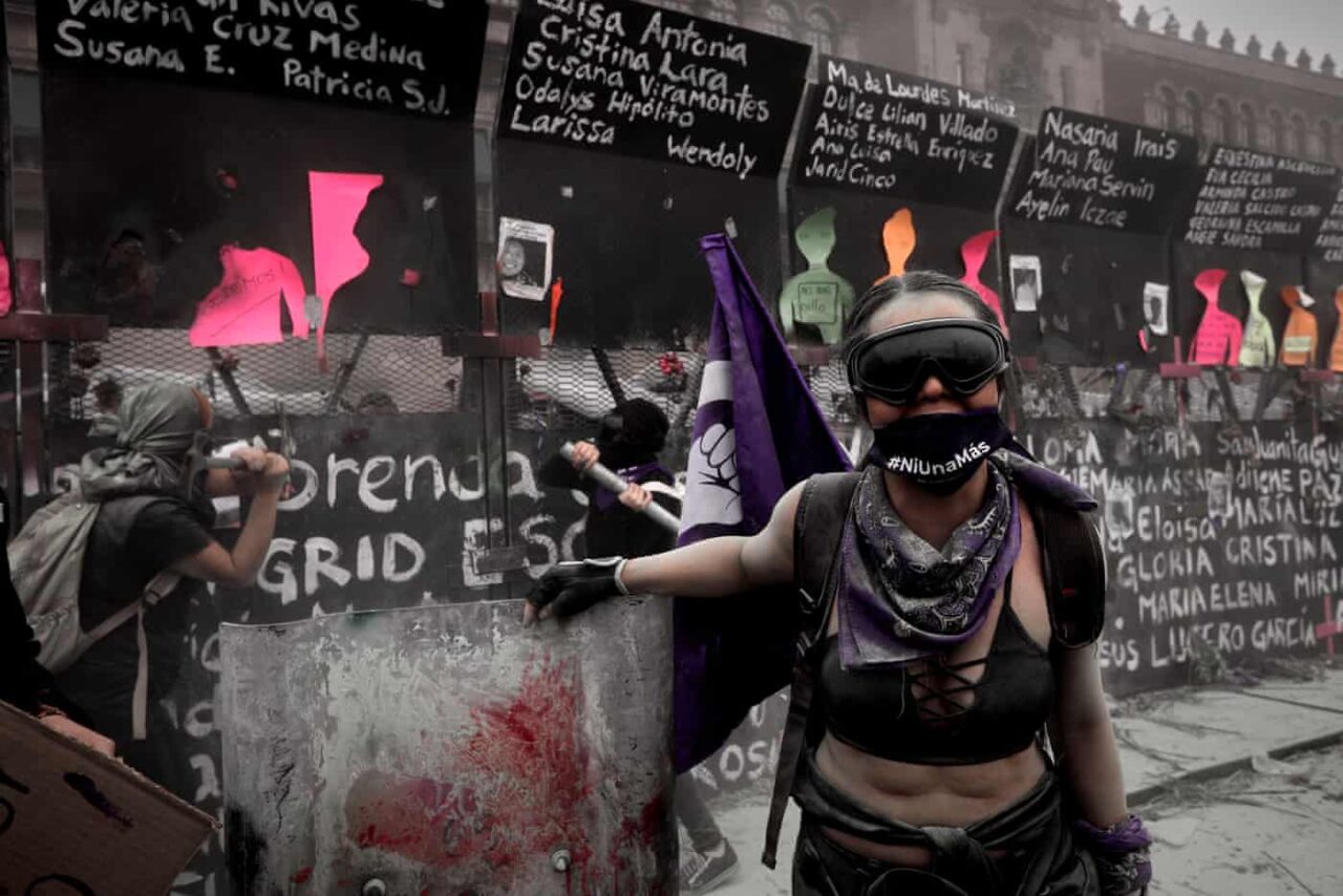 ‘Era una guerra civil’: fotografiando las protestas por los derechos de las mujeres en México