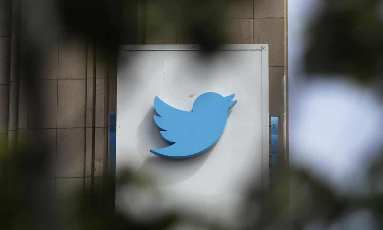 Cómo la nueva política de privacidad de Twitter ayuda a la extrema derecha