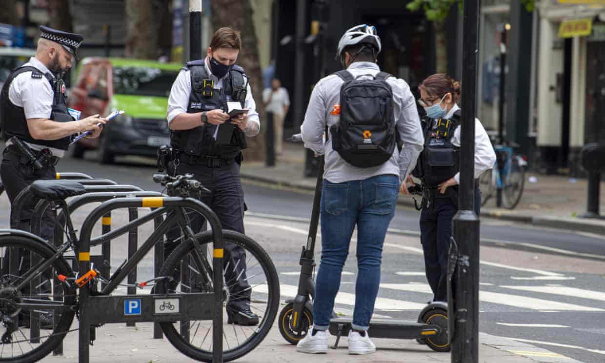 Los scooters eléctricos están prohibidos en el transporte público de Londres por riesgo de incendio de sus baterías