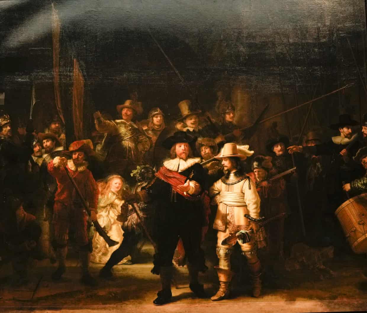 Revelan un boceto oculto bajo La ronda nocturna de Rembrandt