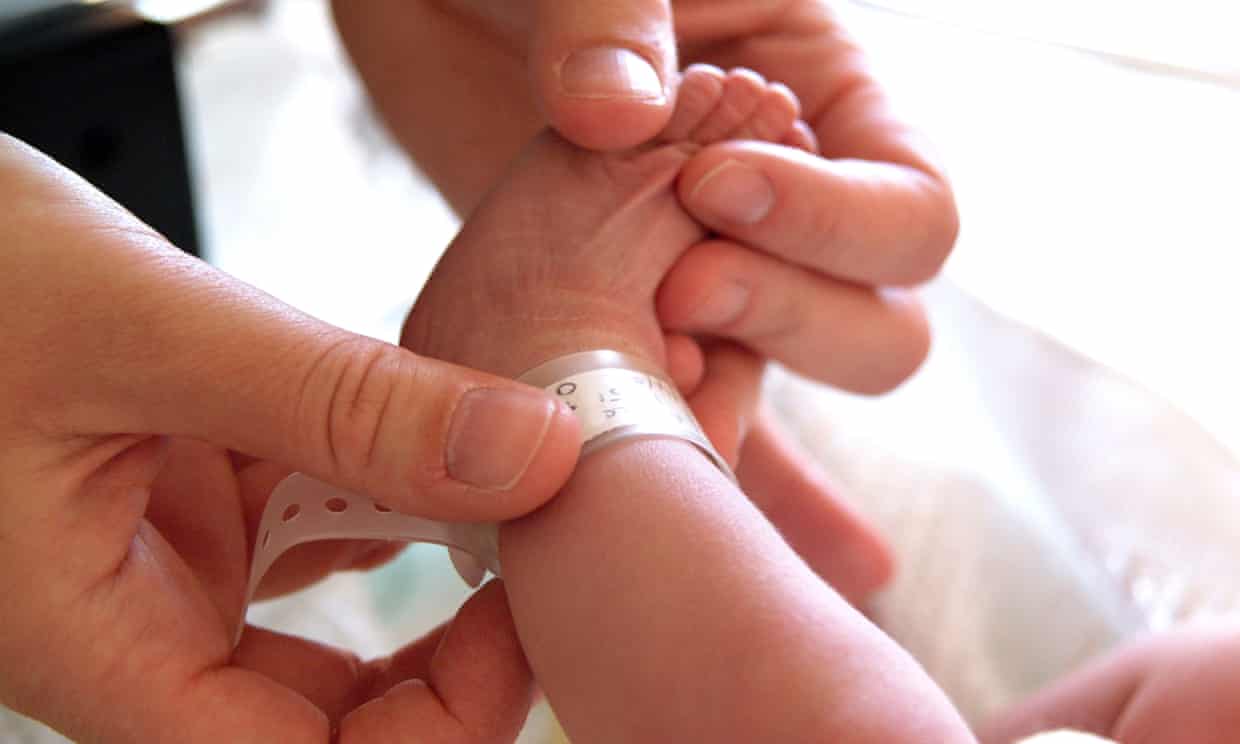 ‘Una gran alegría’: bebés nacidos del primer banco de esperma VIH positivo del mundo