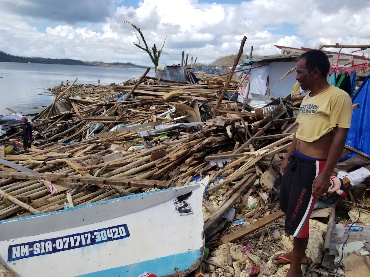 El tifón en Filipinas ya suma 375 decesos y más de 50 desaparecidos