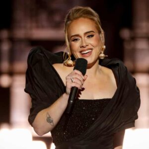 ‘Estoy destrozada’: Adele pospone su residencia en Las Vegas